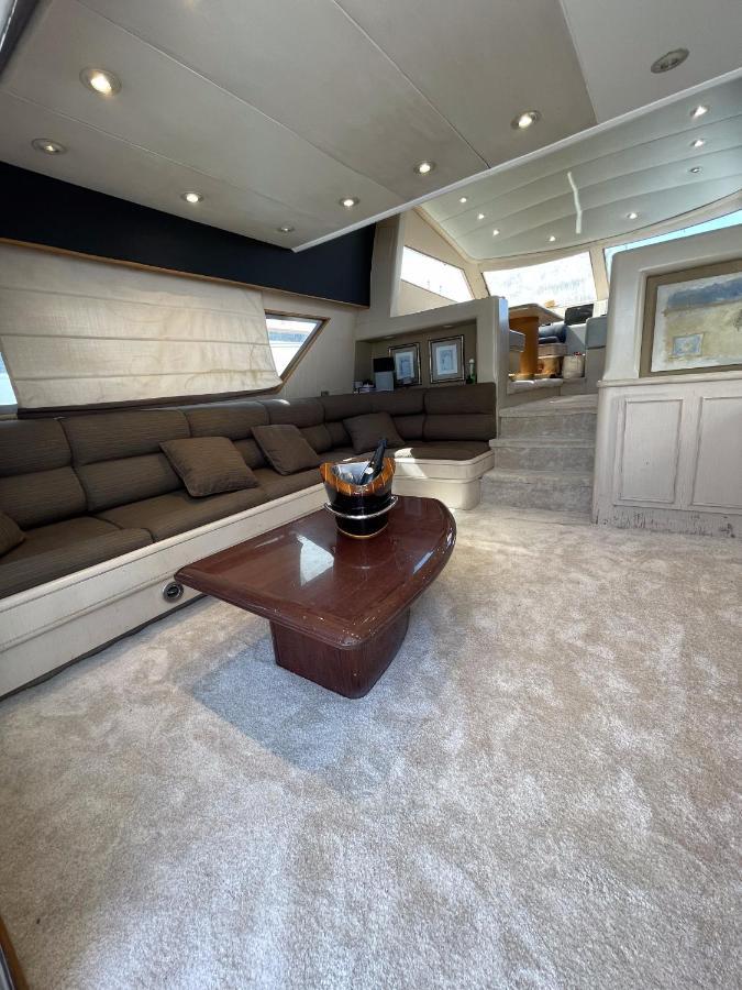 Hotel Yacht Sotavento ซานต์อาเตรียเดเบซอซ ภายนอก รูปภาพ
